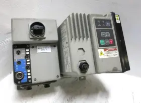 284d-fhd2p3d-10-rrw-3 Allen Bradley Armorstart Control Module 280d-fn-10-c Base
