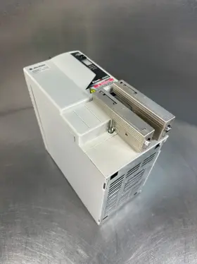 Kinetix6000 Allen-bradley 820919595714 2094-bc02-m02-s Ser C 15a 1c-23