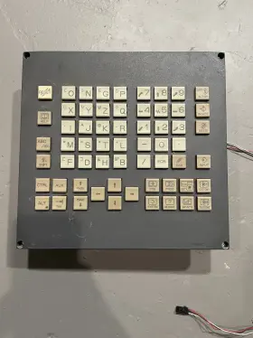 A02b-0303-c125 Fanuc A02b-0323-c320 A02b-0303-c125#m Keypad