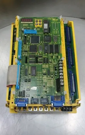 A06b-6064-c305 Fanuc A06b-6064-h305#h550 Ac Spindle Servo Drive A06b-6064-c305. 1e-49