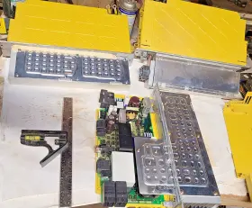 A16b-2203-0641 Fanuc A16b-2203-0641/07b 1 200vac Input Power Regeneration Supply Module