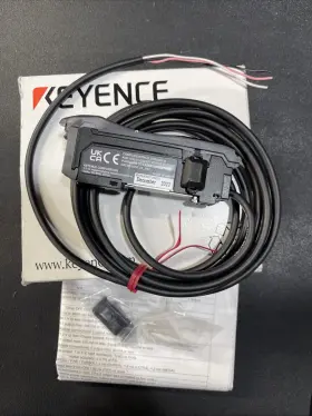 Lv-n12n Keyence 1pcs New Laser Sensor Ia