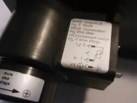 Cg225r01-zt2wf1z Krom Schr Der Gas Fitting Inch Good Condition