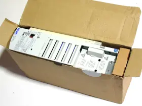 E82ev222k2c Lenze Frequency Inverter Base Controller New E82ev222k2c Lenze Frequency Inverter Base Controller New