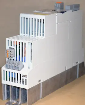 E84avsce3024sxs Lenze New Inverter Drive 8400 C 3 0kw