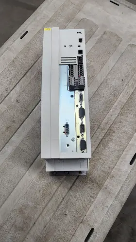 Evs9324-cy10004 Lenze Servo Drive Ac 3-phase 10a/500v