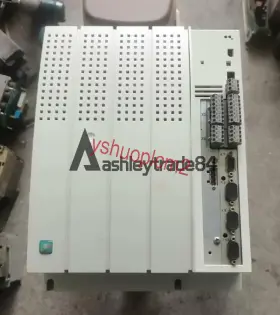 Evs9328-esv004 Lenze 1pcs Used Inverter