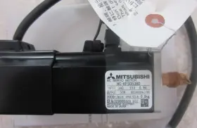 Hc-kfs053bd Mitsubishi Electric Ac Servo Motor New Original