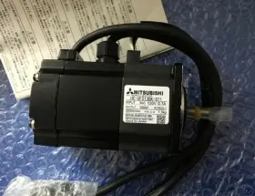 Hc-ufs13bk-s11 Mitsubishi Electric 1pc Ac Servo Motor New Hc-ufs13bk-s11 Mitsubishi Electric 1pc Ac Servo Motor New