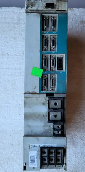 Mds-c1-v2-4520-n Mitsubishi Electric Servo Drive Mds-c1-v2-4520n 4.5/2.0kw 28/13a 3ph 155v Output Cracked
