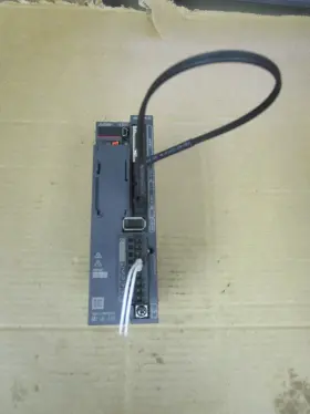Mr-je-40b Mitsubishi Electric Melservo-je Servo Drive 200-240vac 2.6a 400w