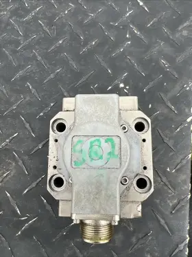 Svd-f11 Moog Yuken 20-7 5-22 Valve