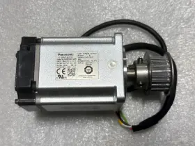 Mhmf042l1u2m Panasonic Minas A6 Ac Servo Motor 131vac 3ph 2.1a 400w Ip65