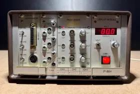 E-864.10 Physik Instrumente P-864.00 E-808 E-111 Modular Piezo Controller