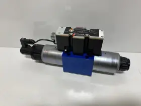 4wree10w1-75-23 Rexroth 1pc New 4wree10w1-75-23/g24k31/a1v R900927234 Proportional Valve