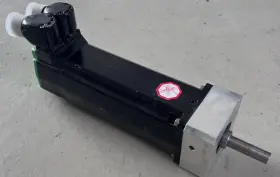 Sh070 Schneider 60020 New Elau Sh070/60020/0/0/00/00/00/01/00 Servo Motor