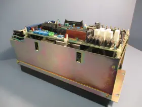 20sb1bfyy100 Yaskawa Electric Type Cacr-sr Servopack Servo Controller