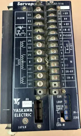 Cpcr-02-tf1a Yaskawa Electric Servopack Servo Drive 3-phase Dc Alarm 15a