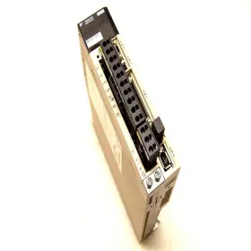 Sgdv-2r1f05 Yaskawa Electric Servopack 200w Input Servo Drive Sgdv Series 100v