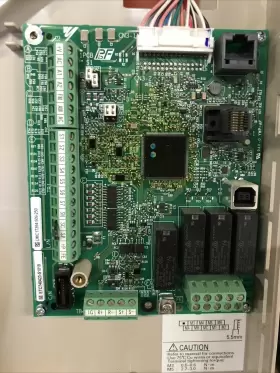 Umc17394-509-250 Yaskawa Etc40423-s1020 Z1000 Control Mother Board Etc740423-s1019 Used