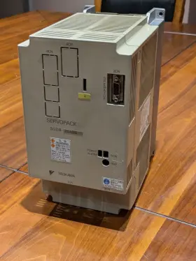 Sdgb-20adg Yaskawa Servo Drive