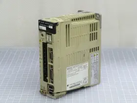 Sgds-04a12ay27 Yaskawa Servo Drive T190077 Sgds-04a12ay27 Yaskawa Servo Drive T190077