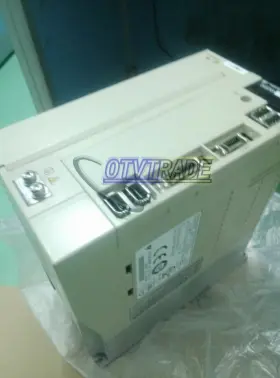 Sgds-15a12ay506-e Yaskawa 1pcs Servo Driver New