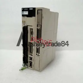 Sgdv-1r6ae1a Yaskawa 1pc Used 200w Servo Driver