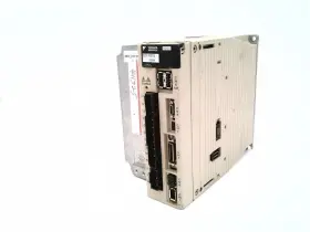 Sgdv-1r9d11a002000 Yaskawa Servo-pack Motor Drive 480v