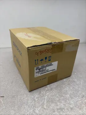 Sgdv-1r9d21a002000 Yaskawa New Servo Motor Drive 0.5 Kw 380-480vac