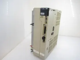 Sgdv-8r4d01a Yaskawa Servopack Drive With Connector