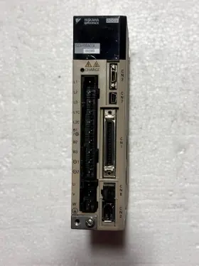 Sgdv-r90a01a Yaskawa Sigma V Ac Servo Drive Servopack 220vac 100w 0.91a 3ph