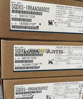 Yaskawa Sgdxs-1r6aa0a8002 New Servo Drive