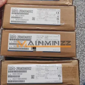 Sgdxs-2r8a00a8002 Yaskawa 1pc Servo Drive New
