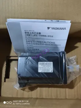 Sgmas-08aca21 Yaskawa New Servo Motor Fast Shipping Ups /fedex