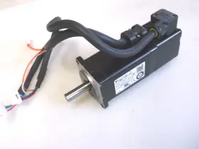 Sgmav-c2a3a-su11 Yaskawa Micro-servo Motor 3 Phase 7n2824-1-162