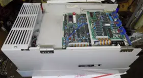 Cimr-mtiii-11k Yaskawa Yasnac Transistor Inverter Varispeed Ac Spindle Drive