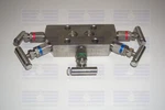 Emerson Rosemount 0305RC52B11 Five Way Manifold Sst C305131124-0000 New. Price: $522.49.