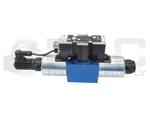 Rexroth 4WREE10W75-22/G24K31/A1V Directional Valve R978902912 W/ (2) R900723303 Used. Price: $1469.00.
