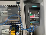 Siemens Micromaster Vector 6SE3213-6BA40 0.75KW + Logo! Power 24V 2.5A 6EP1332-1 Gebraucht. Price: $871.88.