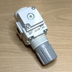 New! Smc AR20K-02-B Pneumatic Air Pressure Regulator. Price: $12.99.