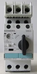 Siemens Manual Motor Starter Circuit Breaker 3RV1021-1DA10 690V Amp Used. Price: $35.00.