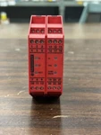 Telemecanique XPSLCMUT1160 Safety Interface MODULE,24 VDC,10 Ma, 35MM New. Price: $395.00.