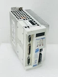 Lenze E94P020Y2N Digital 940, Positionservo / Used - Free Shipping. Price: $374.99.