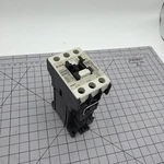 Fuji Electric SC-E04/G 24VDC Contactor New. Price: $48.30.